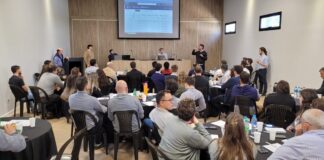 Jornada de capacitación para personal administrativo en Bouquet